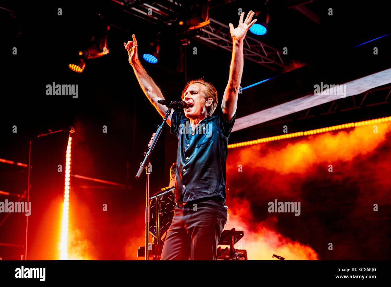 Sardinien, Italien. August 2025. Franz Ferdinand tritt live beim Sulky Rock Festival auf, sant'Antioco, Sardinien, Italien Credit: Francesca Sara Cauli/Alamy Live News Stockfoto