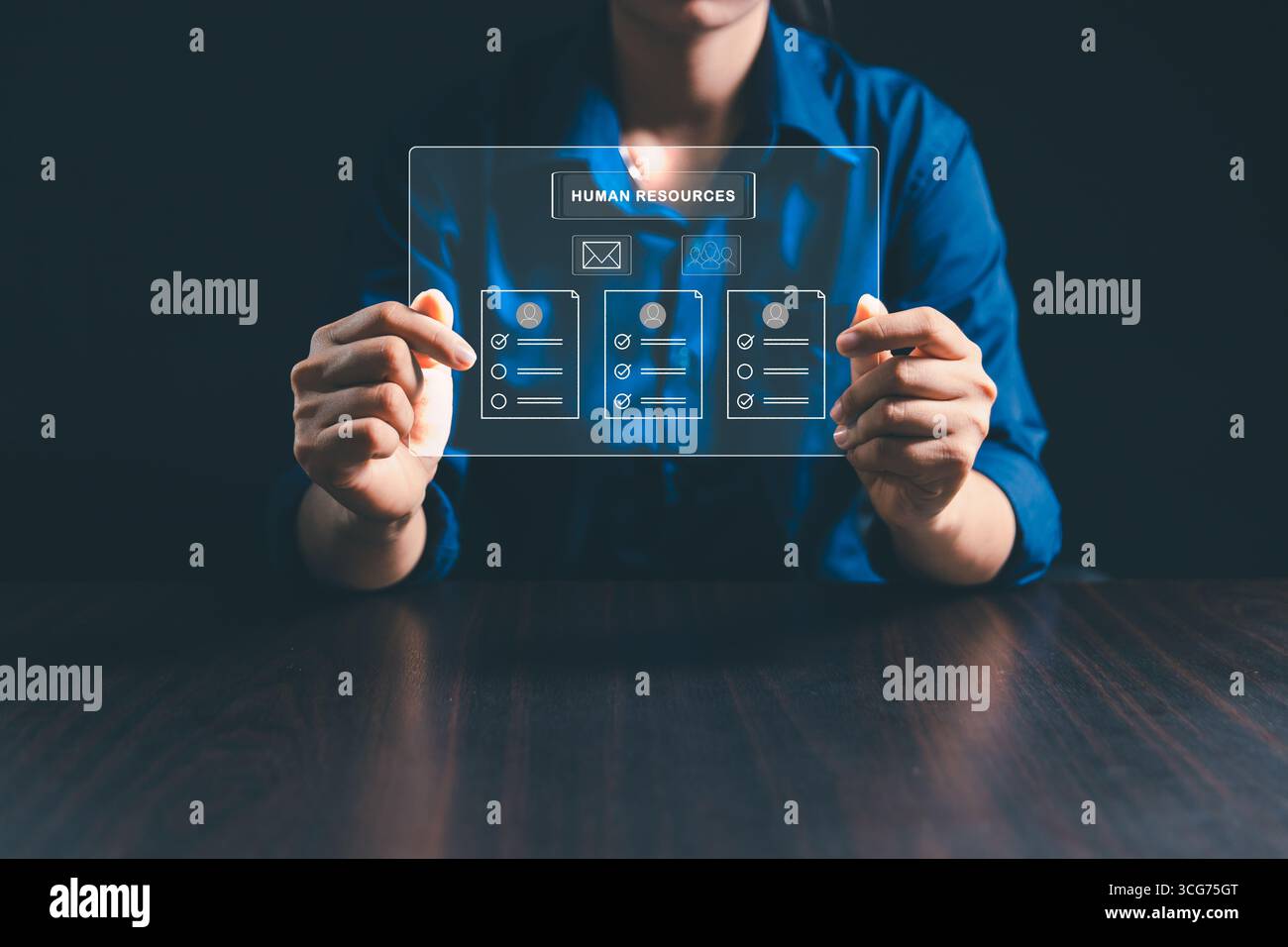 Die digitale Rekrutierung optimiert die Kandidatenauswahl und unterstützt das Personalmanagement bei der Integration von Mitarbeiterbewertung, Gehaltsabrechnung, KPI-Verfolgung und Systemverwaltung Stockfoto