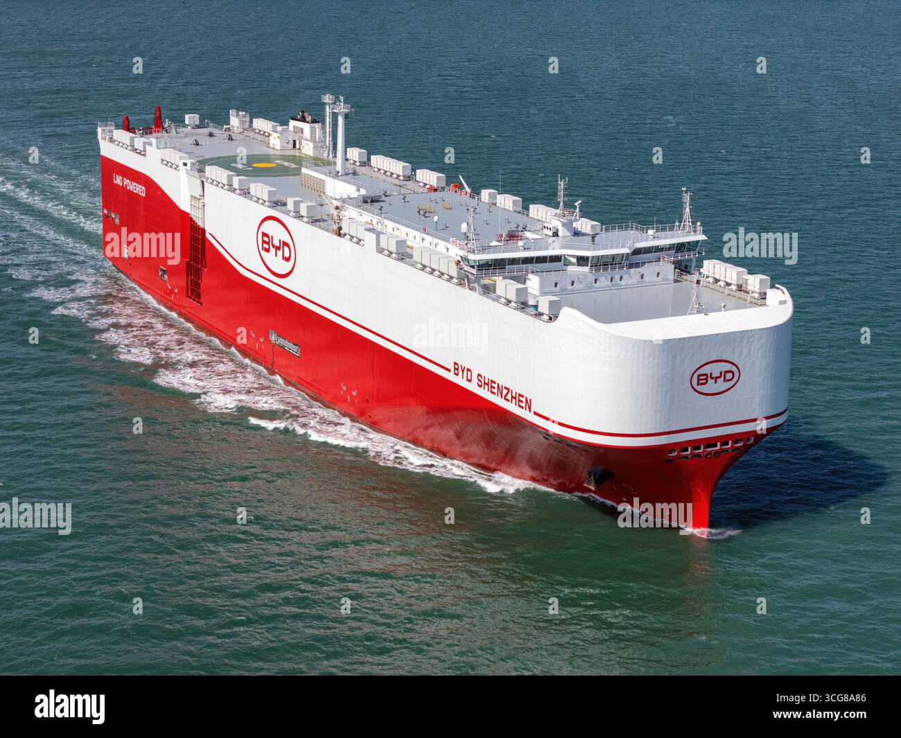 BYD Shenzhen, ein chinesischer PCTC-Autoträger, der von BYD (Build Your Dreams) betrieben wird. Stockfoto