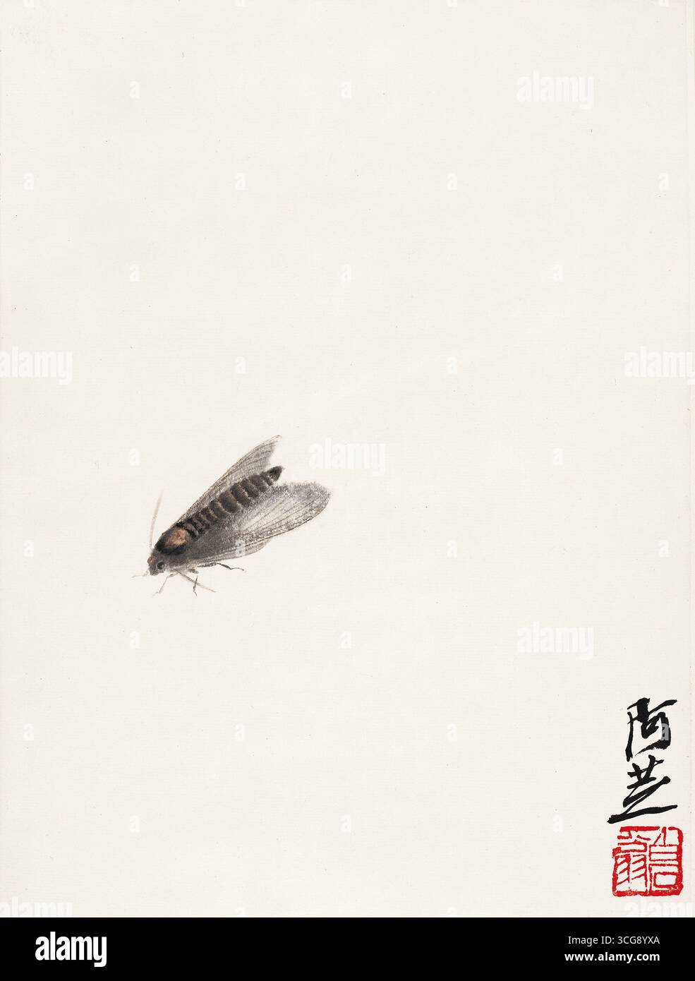 Qi Baishi Grau Moth – Chinesische Tinte und Farbe auf Papier, minimalistische Komposition mit Dichtung Stockfoto