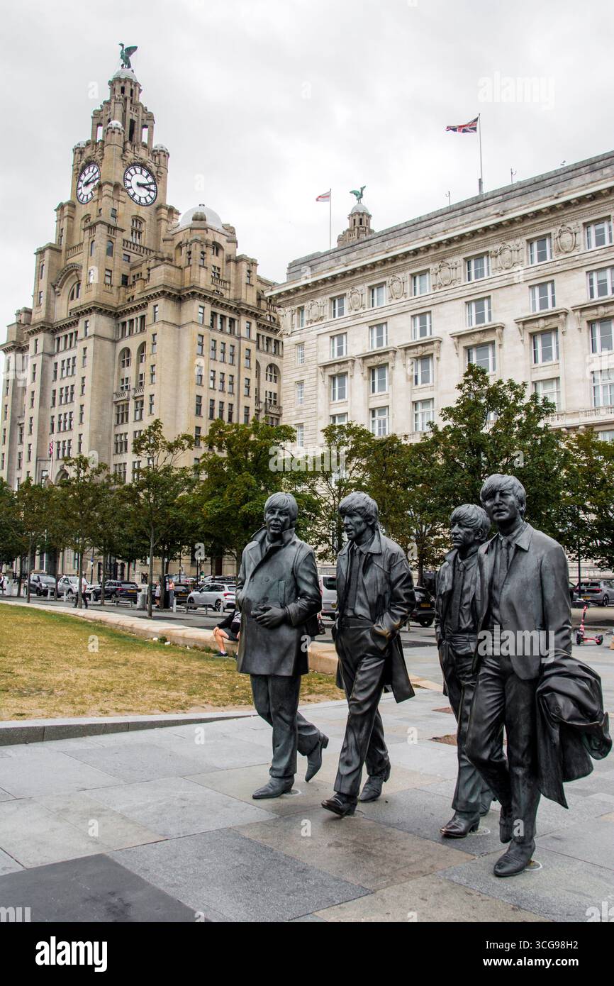 Die Beatles Statue des Bildhauers Andy Edwards basiert auf einem echten Fotoshooting aus dem Jahr 1963 Stockfoto