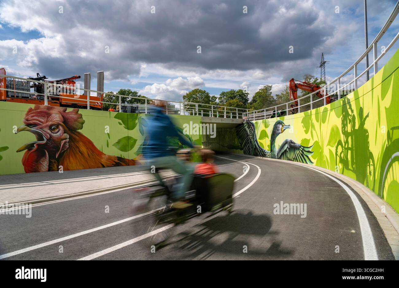 Neuer Fahrradtunnel an der Kreuzung von B51 und Warendorfer Straße in Münster, ein Fahrrad- und Fußgängertunnel, 150 Meter lang, 5,50 Meter breit Stockfoto