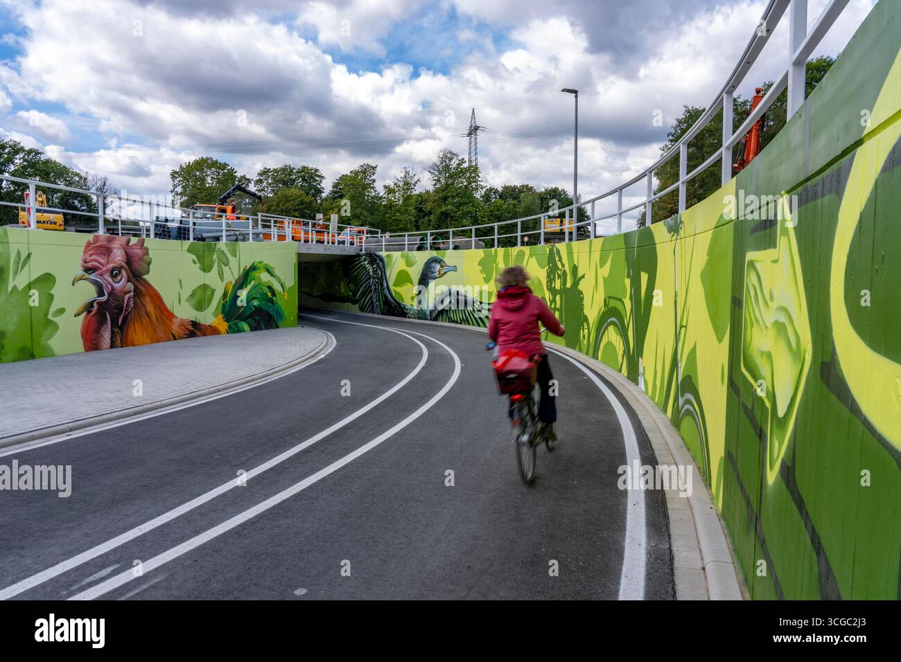 Neuer Fahrradtunnel an der Kreuzung von B51 und Warendorfer Straße in Münster, ein Fahrrad- und Fußgängertunnel, 150 Meter lang, 5,50 Meter breit Stockfoto