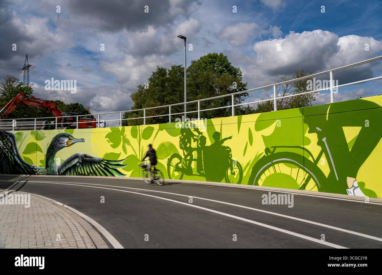 Neuer Fahrradtunnel an der Kreuzung von B51 und Warendorfer Straße in Münster, ein Fahrrad- und Fußgängertunnel, 150 Meter lang, 5,50 Meter breit Stockfoto
