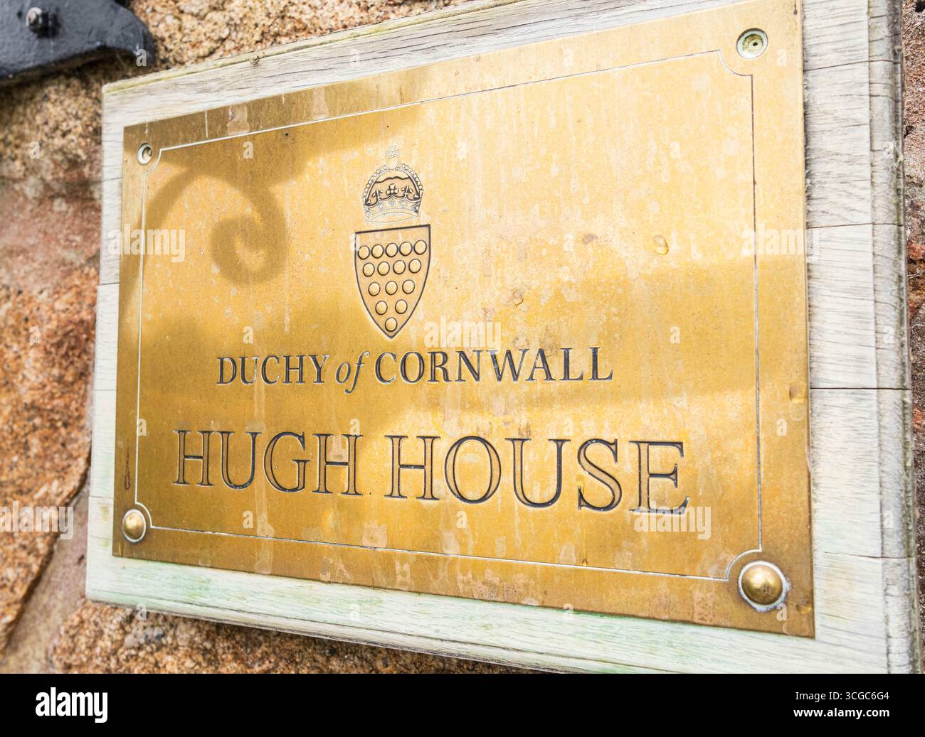 Die Plakette des Herzogtums Cornwall vor dem Hugh House, St. Mary's, Herzogtum Stockfoto