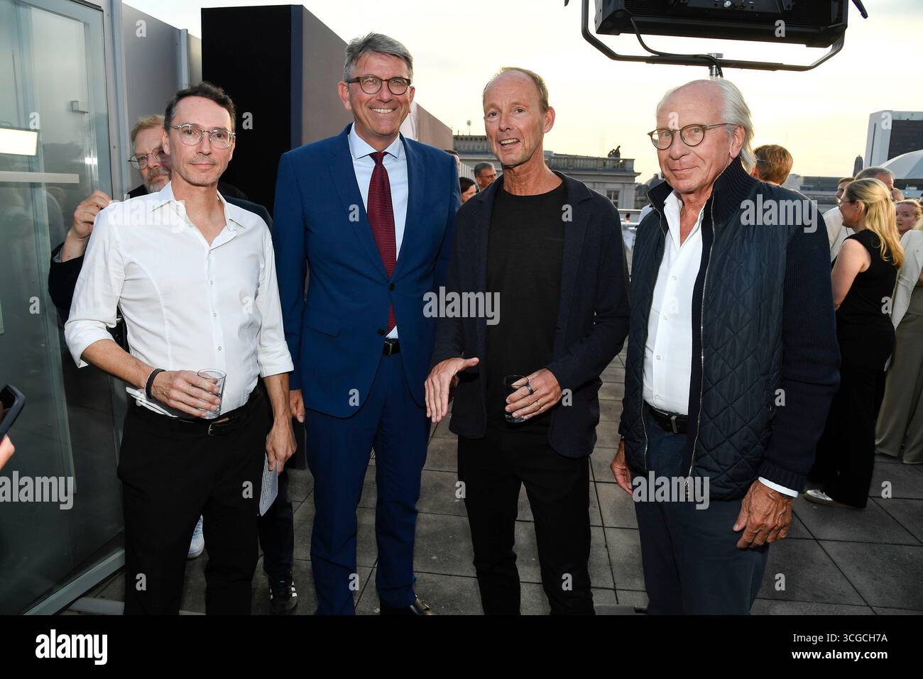 Sascha Schwingel, Wolfram Weimer, Thomas Rabe und Wolf Bauer beim Eroeffnungsempfang der UFA Filmnaechte am 27.08.2025 in Berlin Stockfoto