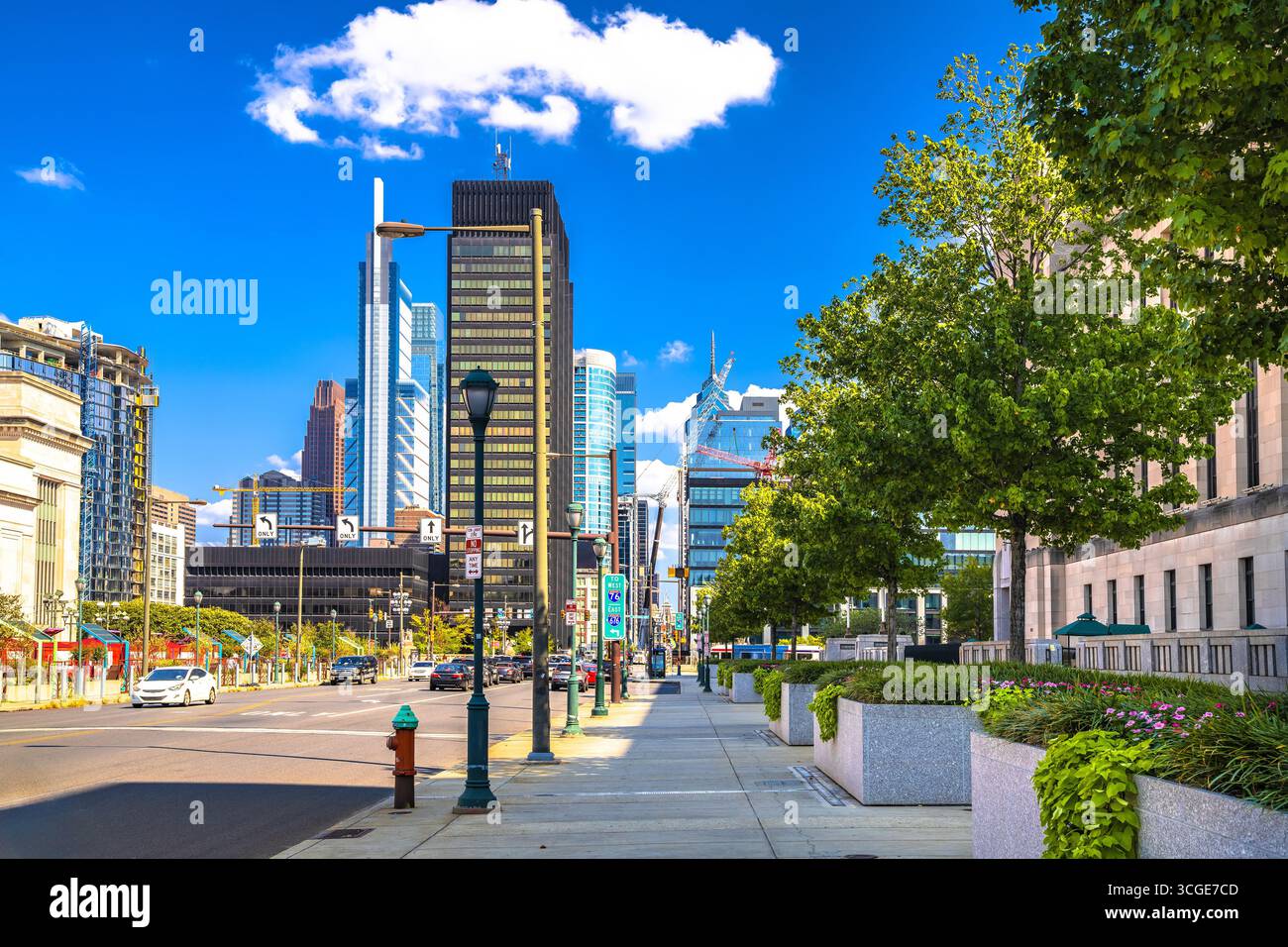 Straßen von Philadelphia mit malerischem Blick auf die Stadt, Bundesstaat Pennsylvania, USA Stockfoto