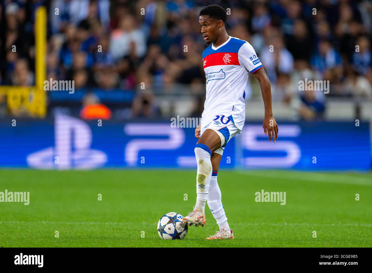 Brügge, Belgien. August 2025. BRÜGGE, BELGIEN - 27. AUGUST: Jayden Meghoma von den Rangers im Spiel der UEFA Champions League Play-offs Runde 2 Leg zwischen Club Brugge und Rangers im Jan Breydel Stadium am 27. August 2025 in Brügge, Belgien. (Foto von Joris Verwijst/Orange Pictures) Credit: Orange Pics BV/Alamy Live News Stockfoto