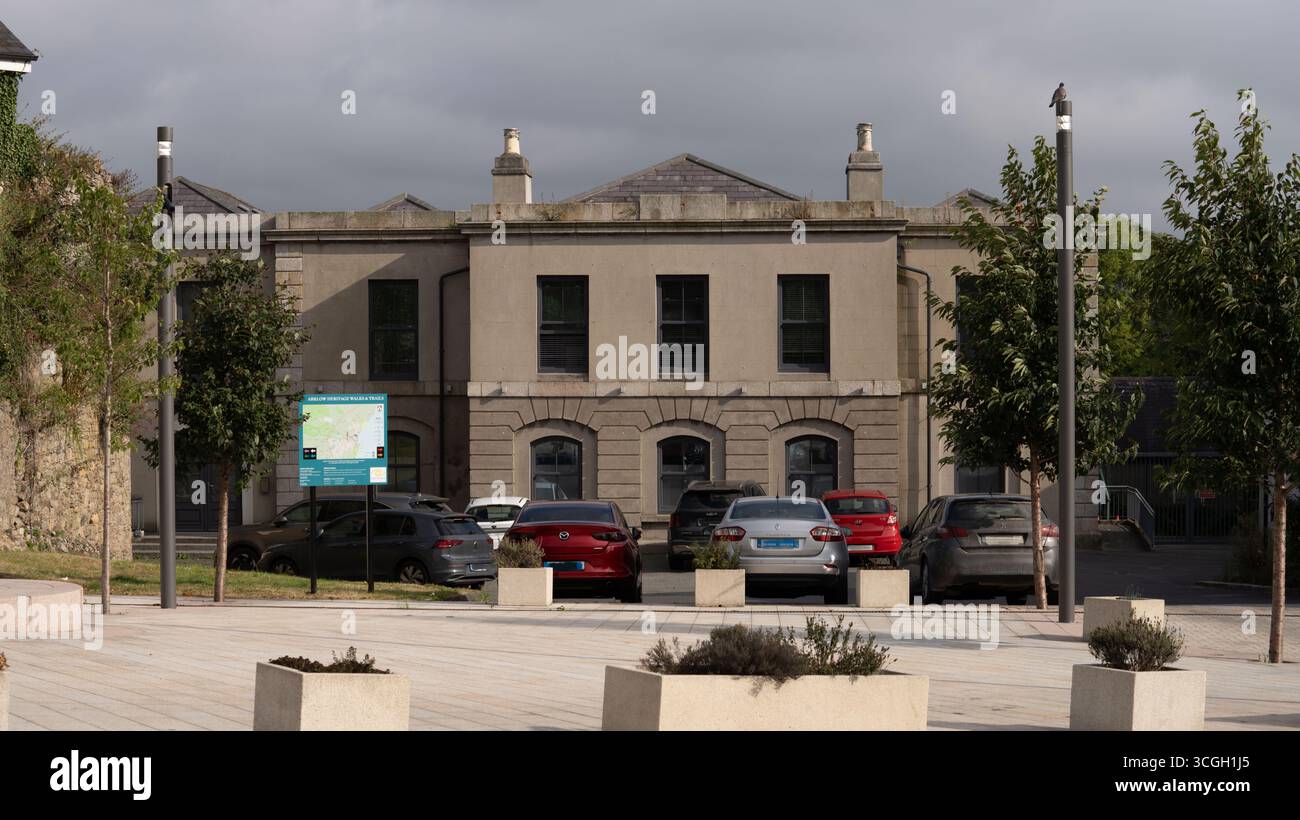 Arklow County Wicklow, Irland, 25. August 2025. Arklow Courthouse mit Frontalblick Stockfoto