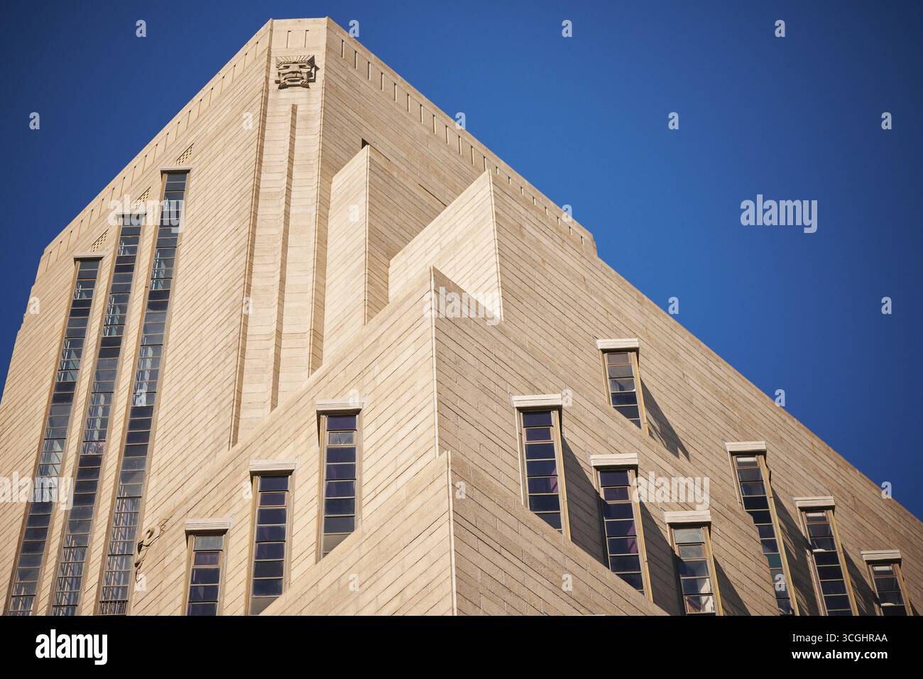 Pyramide mit Fenstern in Kapstadt Stockfoto