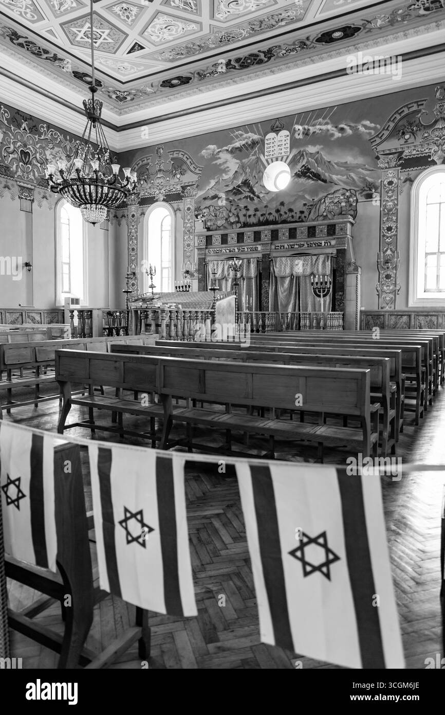Kutaissi, Georgien – 15. Juni 2024: Die Synagoge in Kutaissi ist eine jüdische Gemeinde und Synagoge in der Boris Gaponov Straße in Kutaissi, Georgien. Stockfoto
