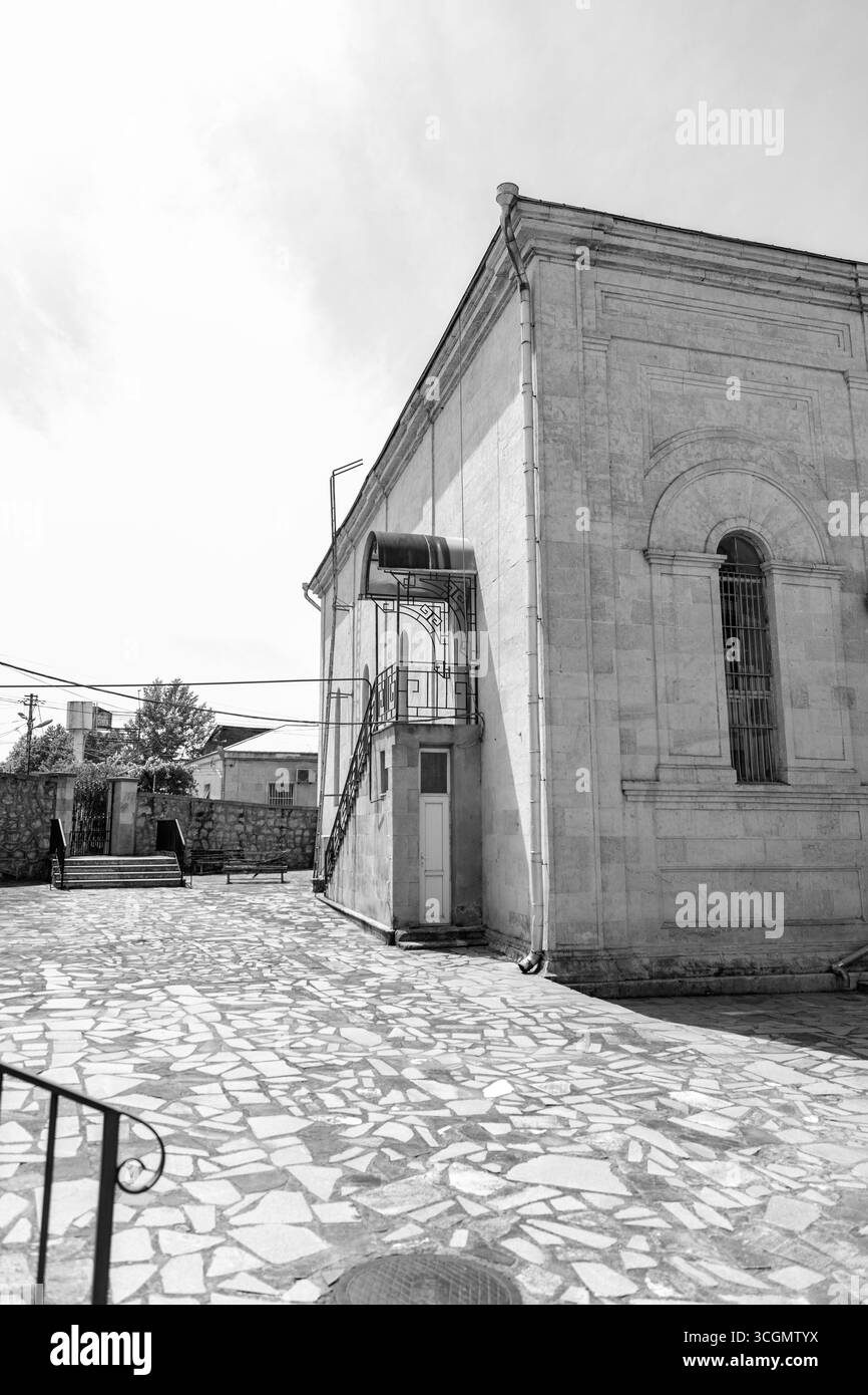 Kutaissi, Georgien – 15. Juni 2024: Die Synagoge in Kutaissi ist eine jüdische Gemeinde und Synagoge in der Boris Gaponov Straße in Kutaissi, Georgien. Stockfoto