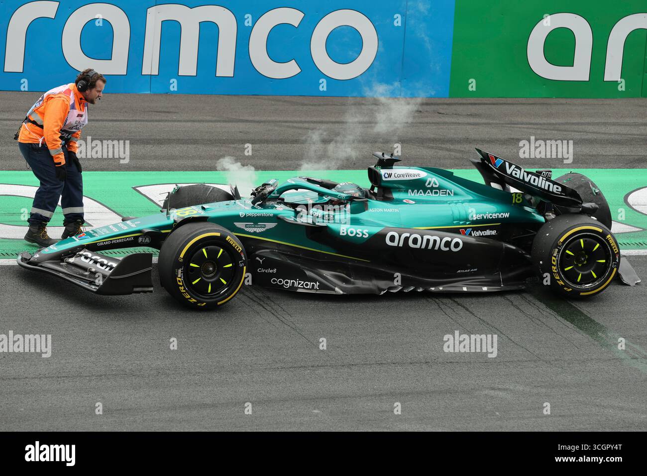 Niederlande, 29. August 2025. Formel 1 großer Preis von Heineken Dutch 2025 auf dem Circuit Zandvoort in Zandvoort, Niederlande. Im Bild: Lance Walk of Canada und das Aston Martin Aramco F1-Team fahren die (18) Aston Martin AMR25-Abstürze während des zweiten Trainings © Piotr Zajac/Alamy Live News Stockfoto