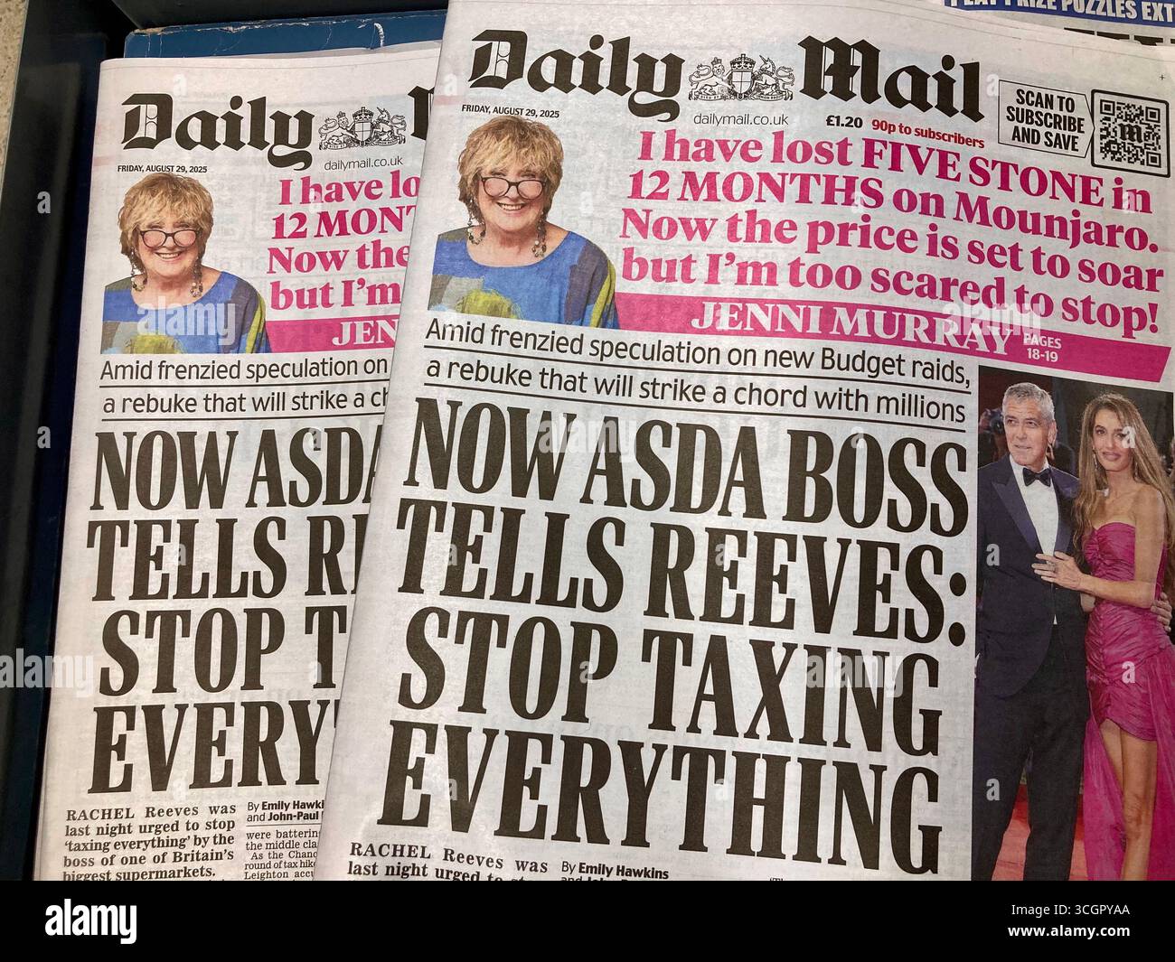 Ein britischer Boulevardzeitungsbericht Rachel Reeves wurde aufgefordert, nicht mehr alles vom Asda-Chef zu besteuern Stockfoto