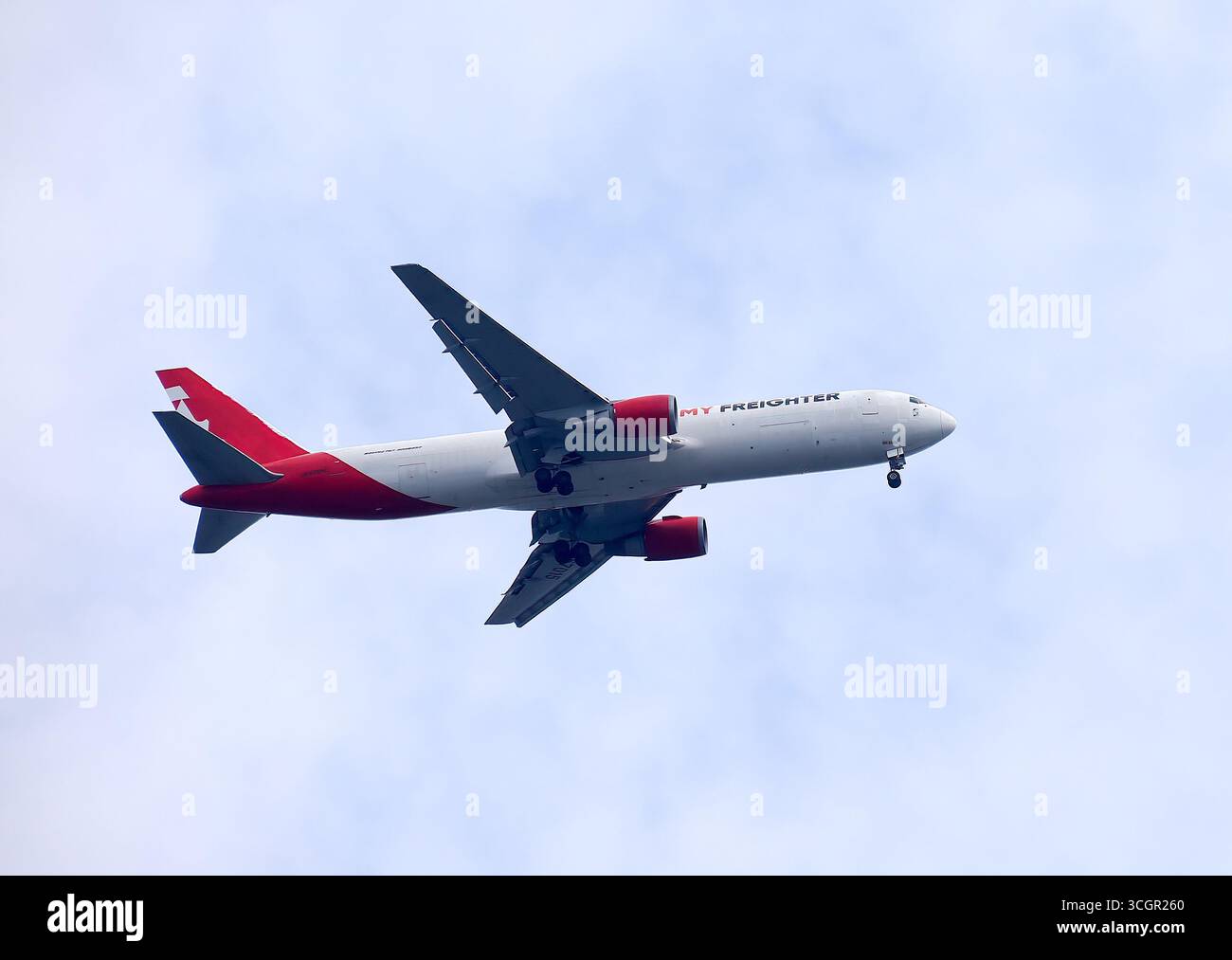 Mein Frachter - Boeing 767-300 Flugzeug, Ungarn, Europa Stockfoto