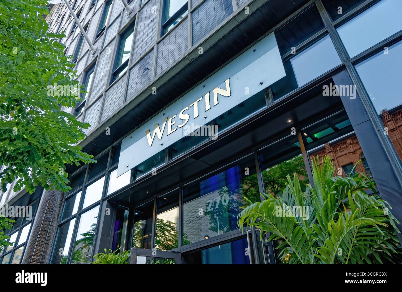 Le Westin Montreal in Montreal, Kanada. Businesshotel im historischen Viertel von Montreal, nahe der Altstadt von Montreal. Stockfoto