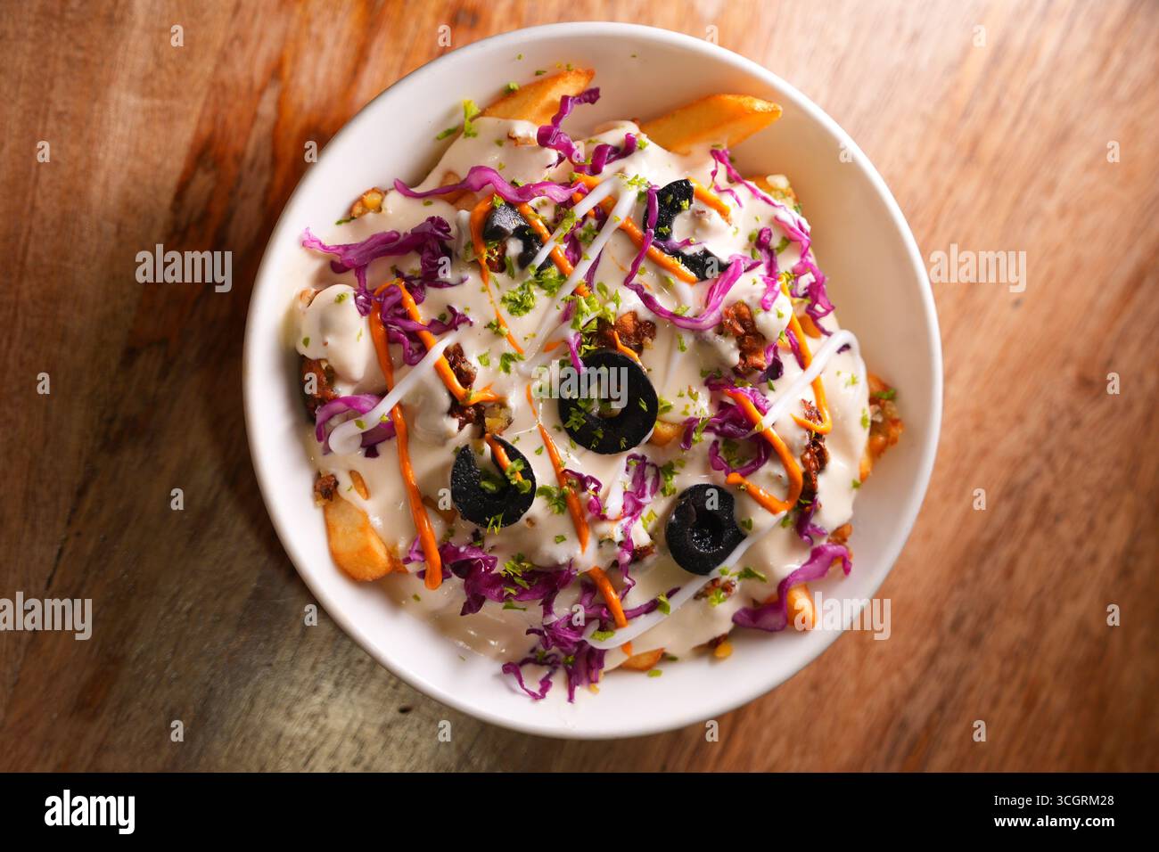 Auswahl köstlicher Lebensmittel Fotografie Sammlung – Pasta, Brot, Wraps, indisches Curry und Gourmet-Mahlzeiten Stockfoto