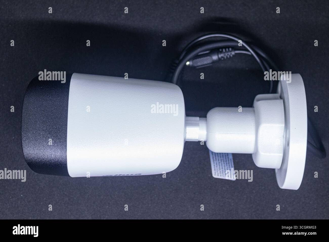 Außenüberwachungskamera mit Infrarot-Objektiv für isolierte Sicht Stockfoto