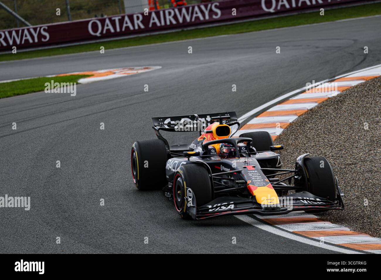 Zandvoort, Nederlands. August 2025. Max Verstappen (NED) - Oracle Red Bull Racing - Red Bull RB21 - Honda RBPT am Freitag, 2. Tag, Formel 1 Heineken Dutch Grand Prix 2025, Zandvoort, die Nederlands, vom 28. Bis 31. August - Runde 15 von 24 von 2025 F1 World Championship Credit: Alessio de Marco | Avens-Images.com/Alamy Live News Stockfoto
