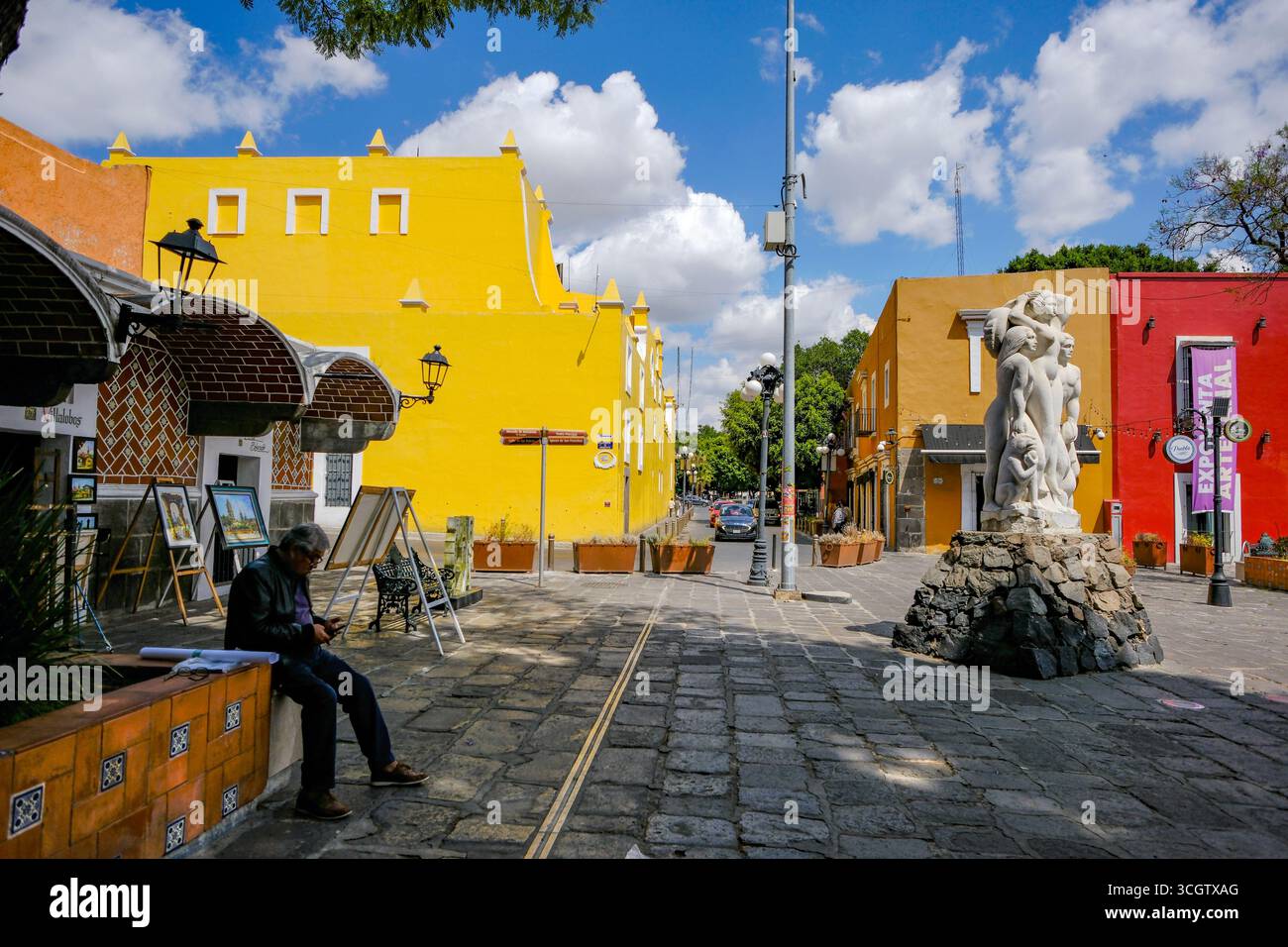 Puebla, Mexiko - 21. Februar 2025: Das Viertel des Künstlers ist ein künstlerischer Raum in Puebla, Mexiko. Stockfoto