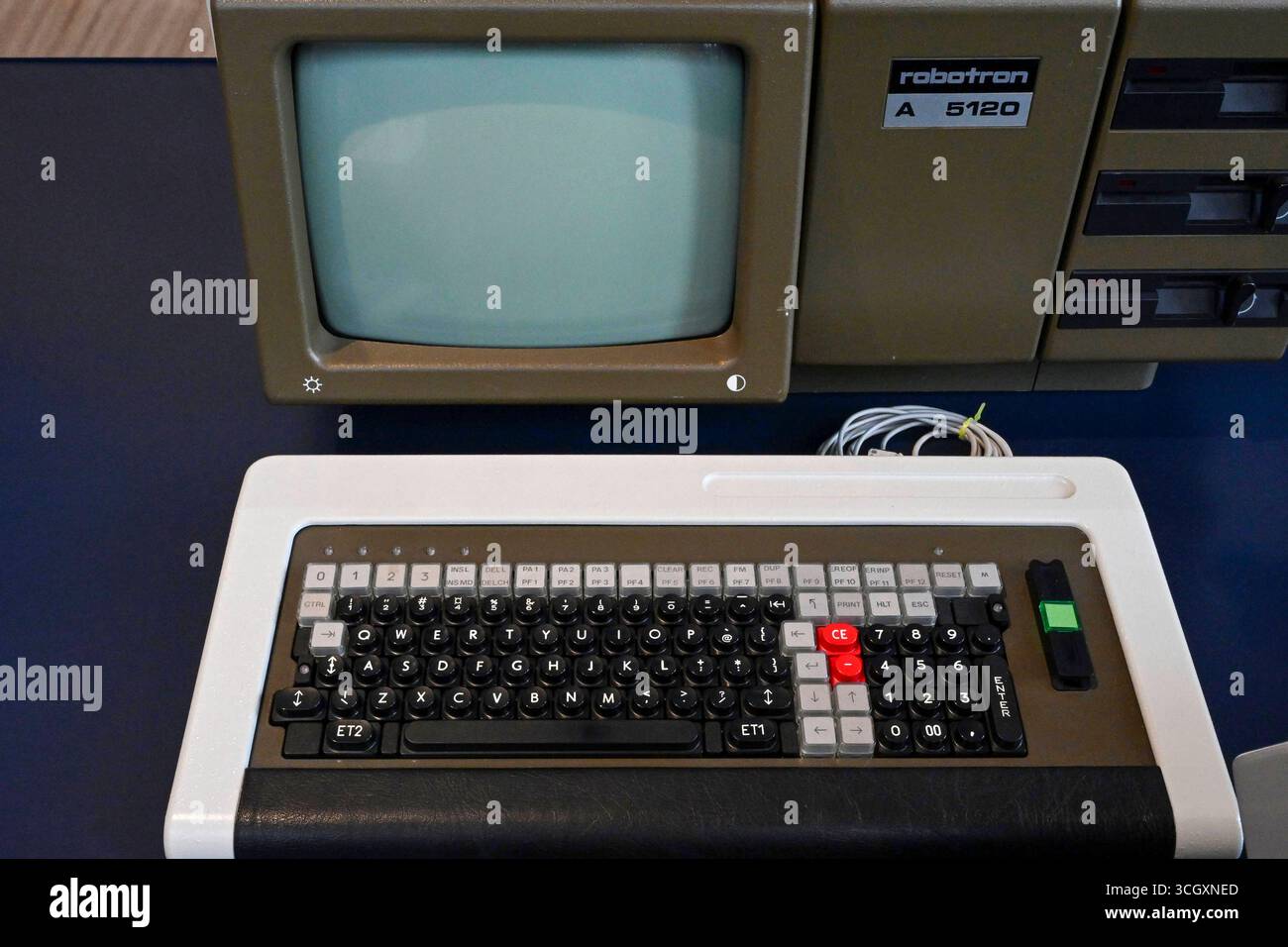 Kunst Kultur Technik Museum Sachsen Wirtschaft Sozialgeschichte 28.08.2025 Chemnitz Kulturhauptstadt Europas 2025 PC Robotron A 5120 1982-1986 VEB Buc Stockfoto