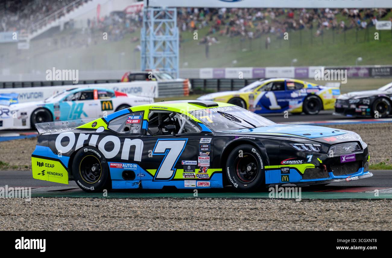Most, Tschechische Republik. 30. August 2025. Das EuroNASCAR Pro-Rennen der NASCAR Euro Series fand am 30. August 2025 in der Tschechischen Republik statt. Martin Doubek vom Hendriks Motorsport Team. Quelle: Ondrej Hajek/CTK Photo/Alamy Live News Stockfoto