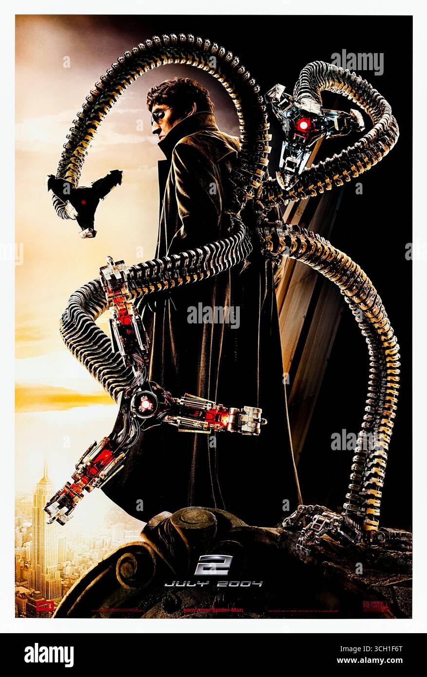Spider-man 2 (2004) von Sam Raimi mit Alfred Molina als Doktor Octopus, der New York mit einem gefährlichen Fusionsexperiment bedroht. Foto eines Original-Posters aus dem Jahr 2004 (US Advance Poster), das NUR ZUR REDAKTIONELLEN VERWENDUNG VERWENDET WIRD. Quelle: BFA / Sony Pictures veröffentlichen Stockfoto