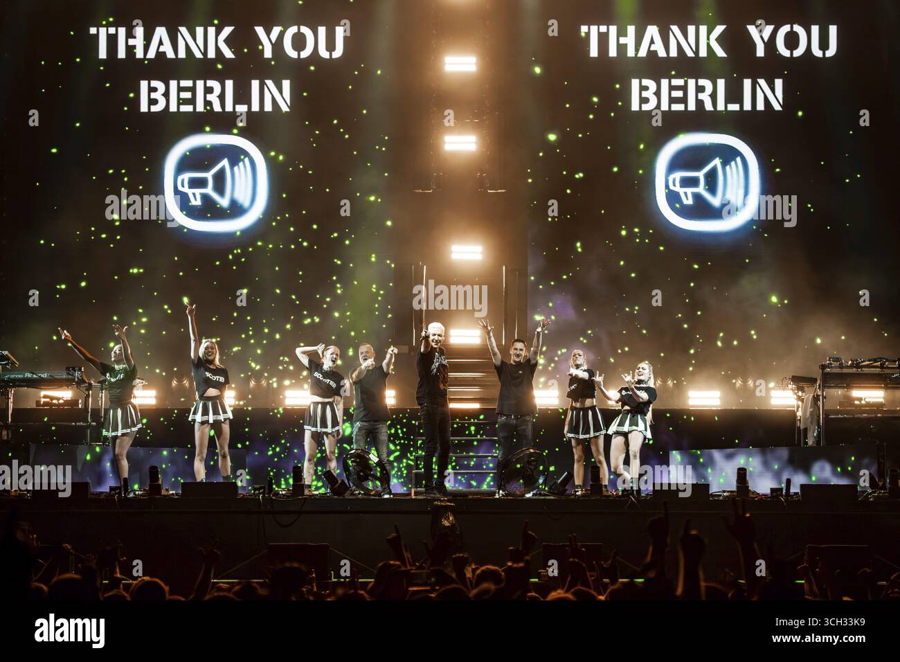 H. P. Baxxter, Sänger von Scooter live auf Rough and Dirty! Open Airs Tour in der Berliner Waldbühne am 29.08.2025 Stockfoto