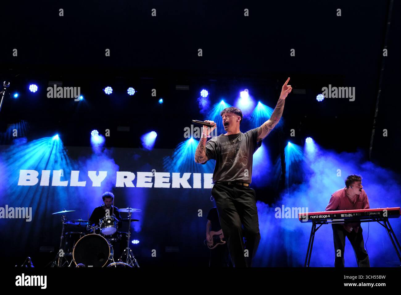 Jedburgh, Großbritannien. 31. August 2025. Billy Reekie tritt am zweiten Tag des EdgeFest 2025 in Lilliardsedge nahe Jedburgh am 30. August 2025 auf. EdgeFest 2025, Musikfestival. Ein wachsendes Musikfestival in den schottischen Grenzen, das jetzt im dritten Jahr in Lilliardsedge in der Nähe von Jedburgh stattfindet. Musik und Unterhaltung für die ganze Familie, unter dem großen Dach. (Quelle: Rob Gray/Alamy Live News Stockfoto