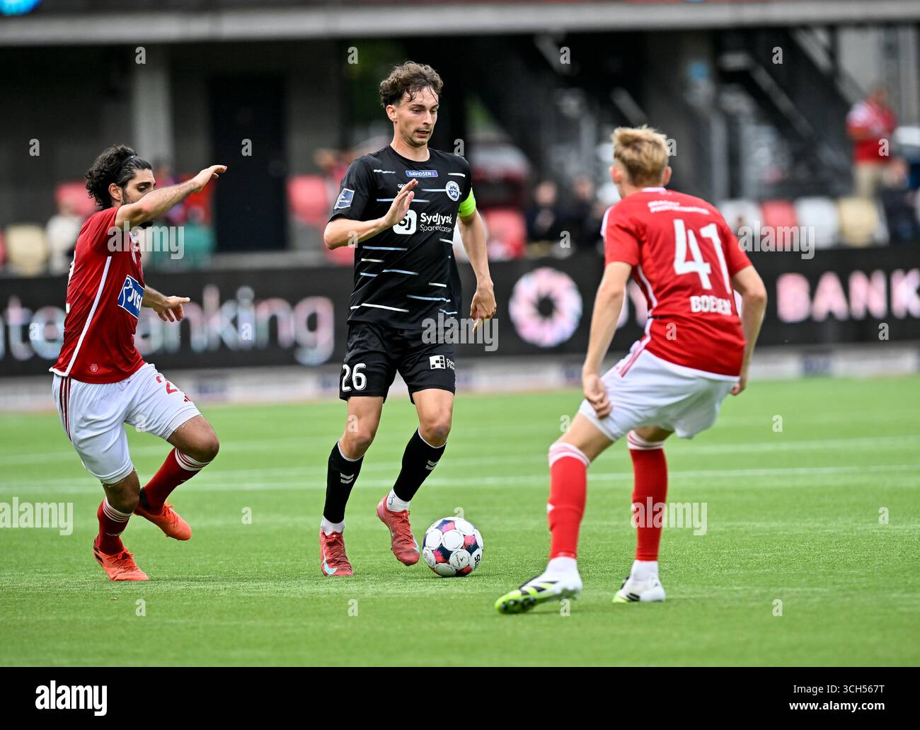 Silkeborg, Dänemark. 31. August 2025. Das Super League-Spiel zwischen Silkeborg IF und Soenderjyske im Jysk Park in Silkeborg am Sonntag, den 31. August 2025. Tobias Sommer, Soenderjyske. (Foto: Ernst van Norde /Scanpix 2025) Credit: Ritzau/Alamy Live News Stockfoto
