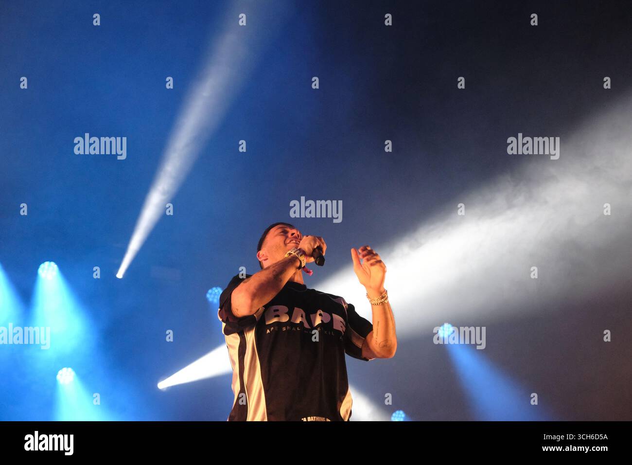 Jedburgh, Großbritannien. 31. August 2025. Beispiel tritt am zweiten Tag des EdgeFest 2025 in Lilliardsedge bei Jedburgh am 30. August 2025 auf. EdgeFest 2025, Musikfestival. Ein wachsendes Musikfestival in den schottischen Grenzen, das jetzt im dritten Jahr in Lilliardsedge in der Nähe von Jedburgh stattfindet. Musik und Unterhaltung für die ganze Familie, unter dem großen Dach. (Quelle: Rob Gray/Alamy Live News Stockfoto