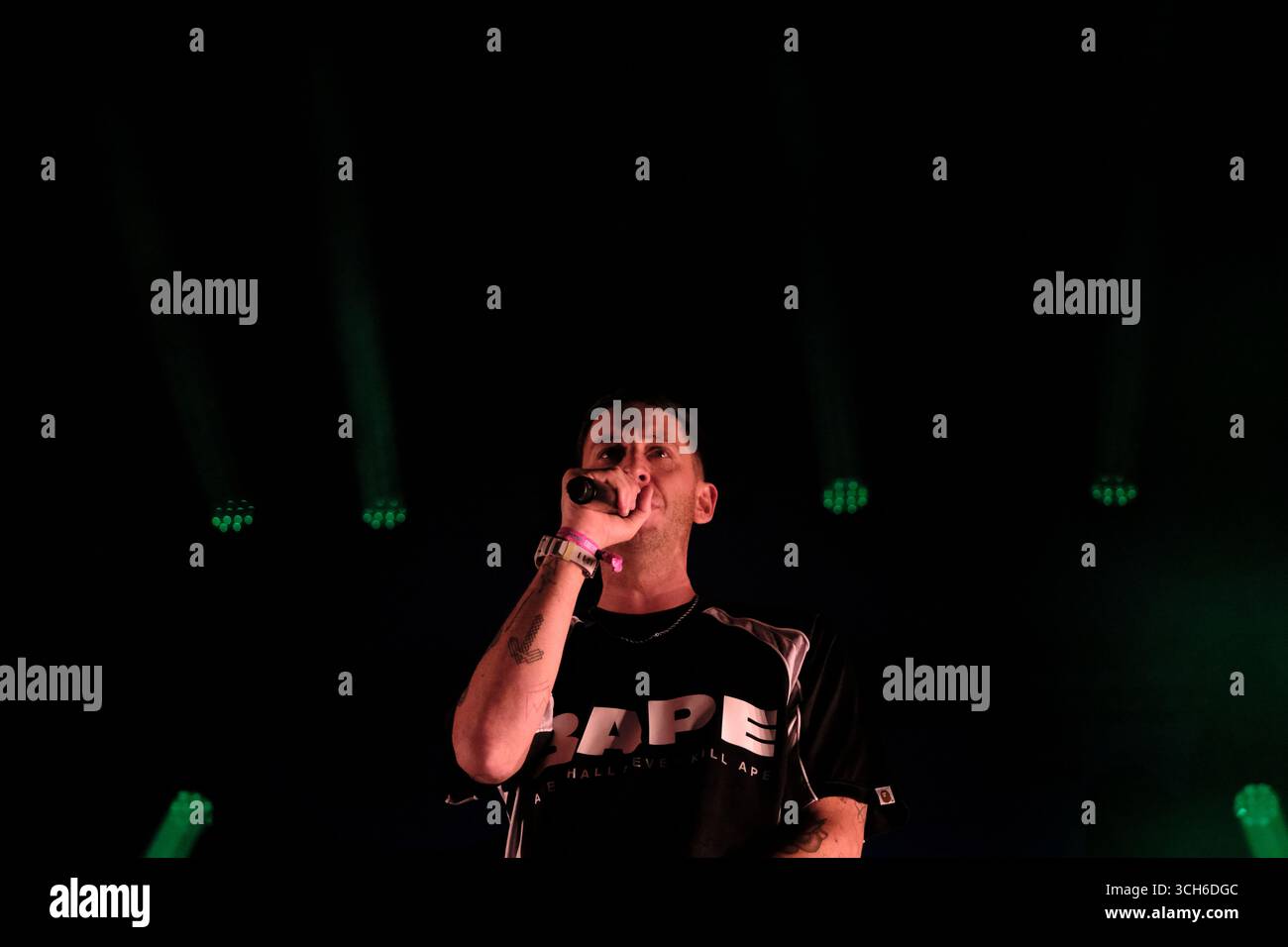 Jedburgh, Großbritannien. 31. August 2025. Beispiel tritt am zweiten Tag des EdgeFest 2025 in Lilliardsedge bei Jedburgh am 30. August 2025 auf. EdgeFest 2025, Musikfestival. Ein wachsendes Musikfestival in den schottischen Grenzen, das jetzt im dritten Jahr in Lilliardsedge in der Nähe von Jedburgh stattfindet. Musik und Unterhaltung für die ganze Familie, unter dem großen Dach. (Quelle: Rob Gray/Alamy Live News Stockfoto