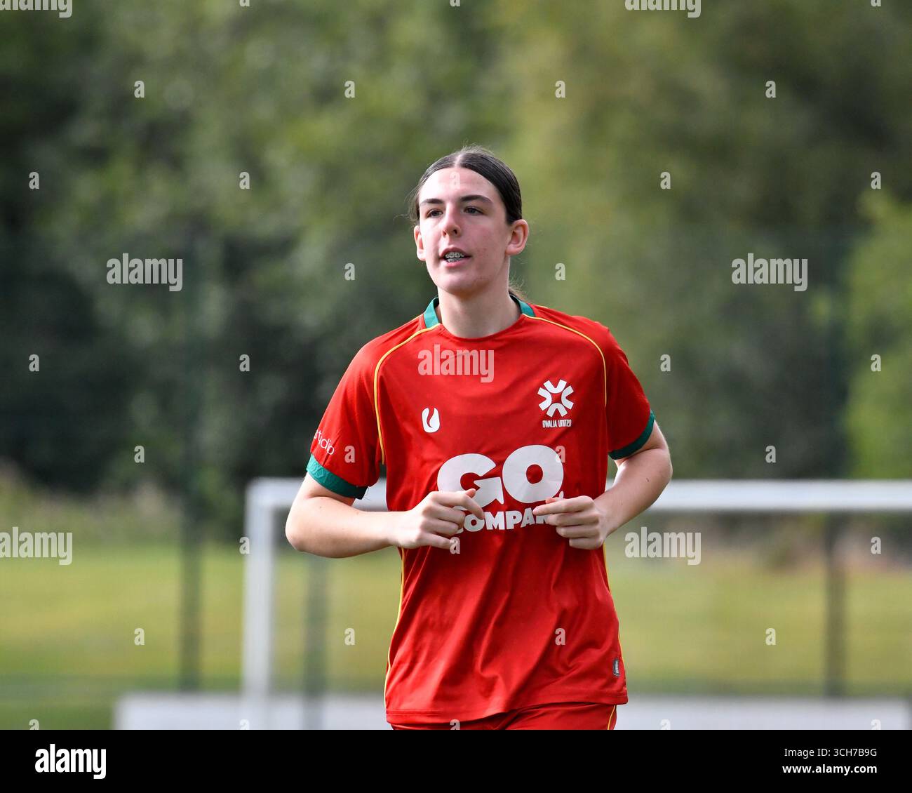Pontypridd, Wales. 31. August 2025. Emma Thomas von Gwalia United nach dem Spiel der FA Women's National League Southern Premier Division zwischen Gwalia United und Hashtag United im USW Sport Park in Pontypridd, Wales, Großbritannien am 31. August 2025. Quelle: Duncan Thomas/Majestic Media. Stockfoto