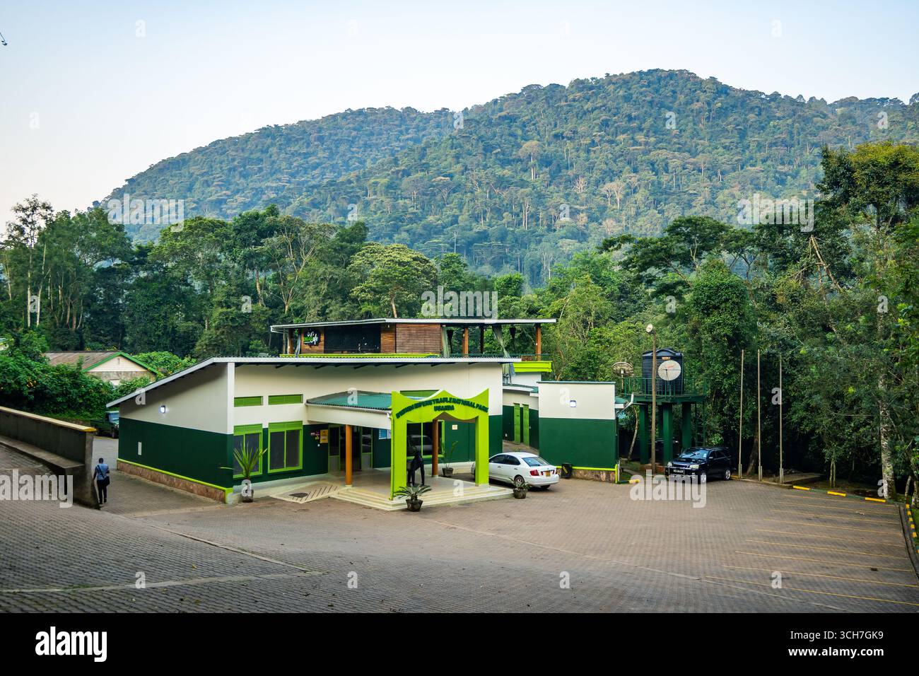 Das Besucherzentrum des Bwindi Inpenetrable National Park, Uganda, Afrika. Stockfoto