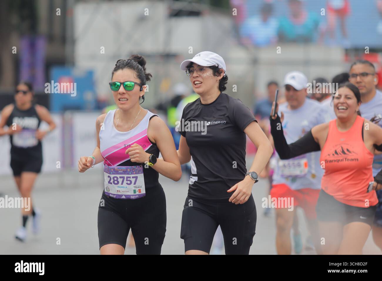 Mexiko-Stadt, Ciudad de Mexico, Mexiko. 31. August 2025. Frauen laufen beim XLII Mexico City Marathon. Am 31. August 2025 in Mexiko-Stadt. (Kreditbild: © Carlos Santiago/eyepix via ZUMA Press Wire) NUR REDAKTIONELLE VERWENDUNG! Nicht für kommerzielle ZWECKE! Quelle: ZUMA Press, Inc./Alamy Live News Stockfoto