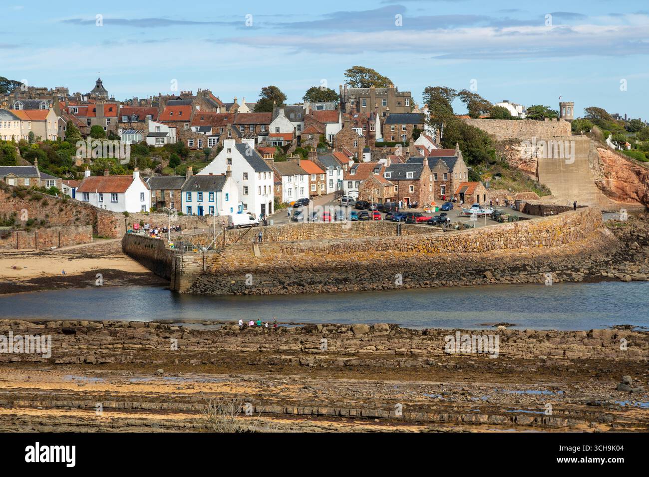 Crail Harbour, ein malerisches Hafendorf im East Neuk of Fife, Schottland Stockfoto
