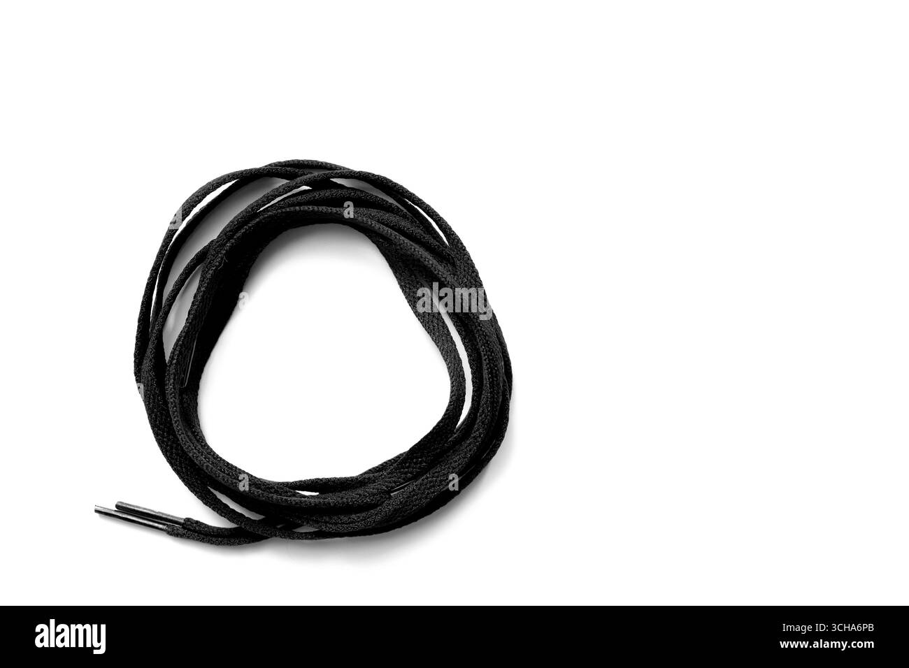 Nahaufnahme eines Schnürsenkels isoliert auf weißem Hintergrund Stockfoto