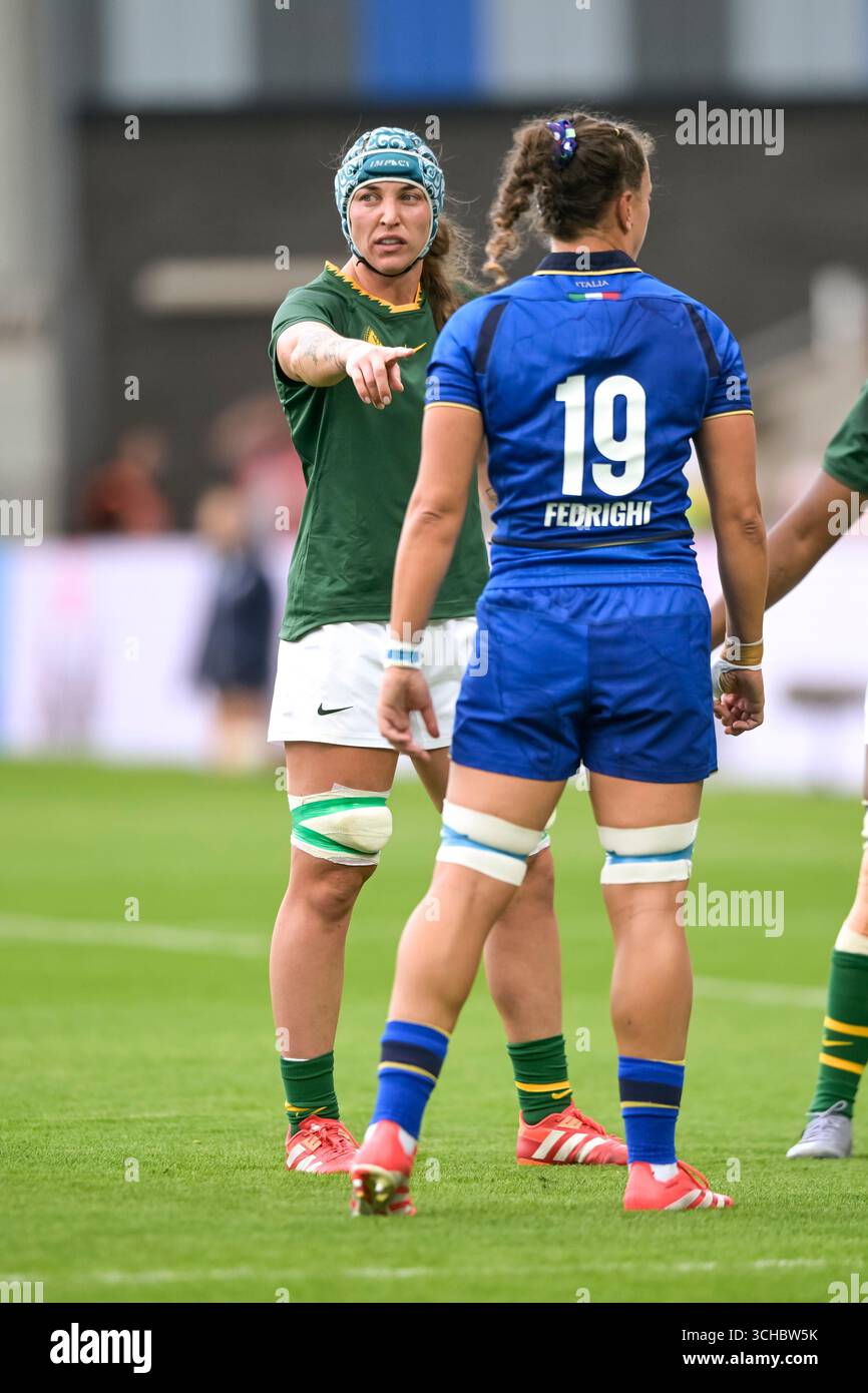 Das Spiel der Frauen-Rugby-Weltmeisterschaft Südafrika gegen Italien fand am 31. August 2025 im York Community Stadium statt Stockfoto