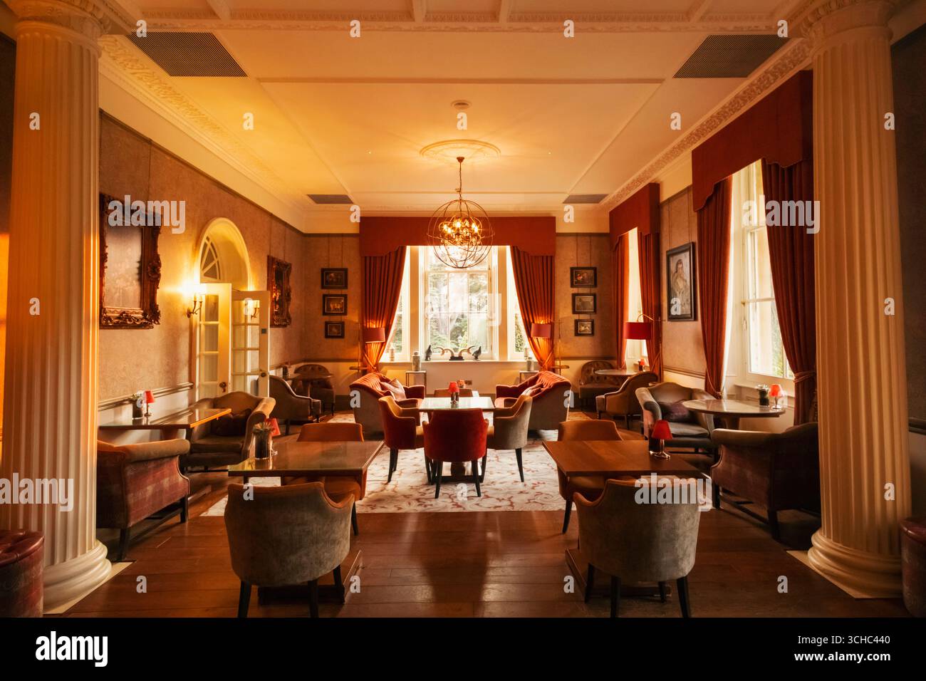 England, Somerset, Bath, Bath Spa Hotel, Hotel Lounge Stockfoto