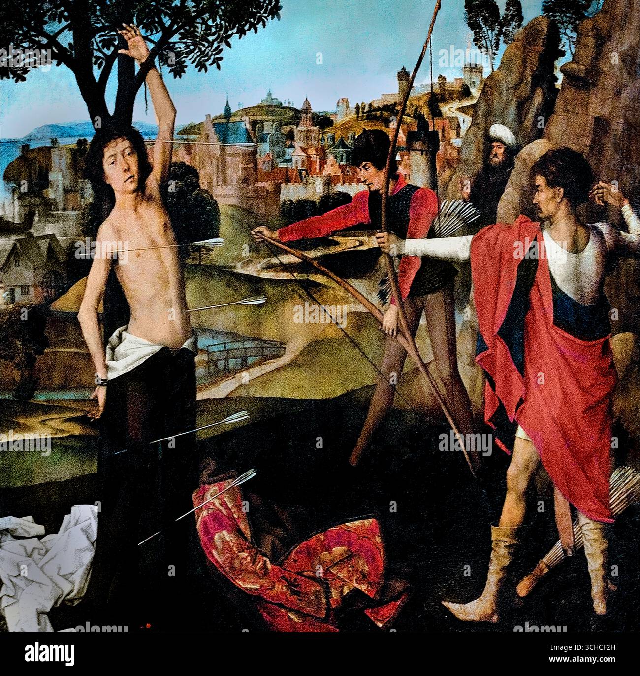 Das Martyrium von St. Sebastian 1475 Hans Memling ( Memlinc ) 1430–1494 Deutsches Deutschland Museum Lille Frankreich. Hans Memlings das Martyrium von St. Sebastian (um 1475) ist ein Ölgemälde der nördlichen Renaissance, das das Martyrium des römischen Soldaten für seinen christlichen Glauben darstellt. Es zeigt Sebastians ruhige Ausdauer trotz Pfeilverletzungen, reiche Details, symbolische Symbolik (wie Pfeile und Palmwedel) und eine ruhige Landschaft. Humanismus und religiöse Hingabe, wobei die Pfeile auch die Pest symbolisieren, machen Sebastian zu einer Figur des Schutzes gegen sie. Stockfoto