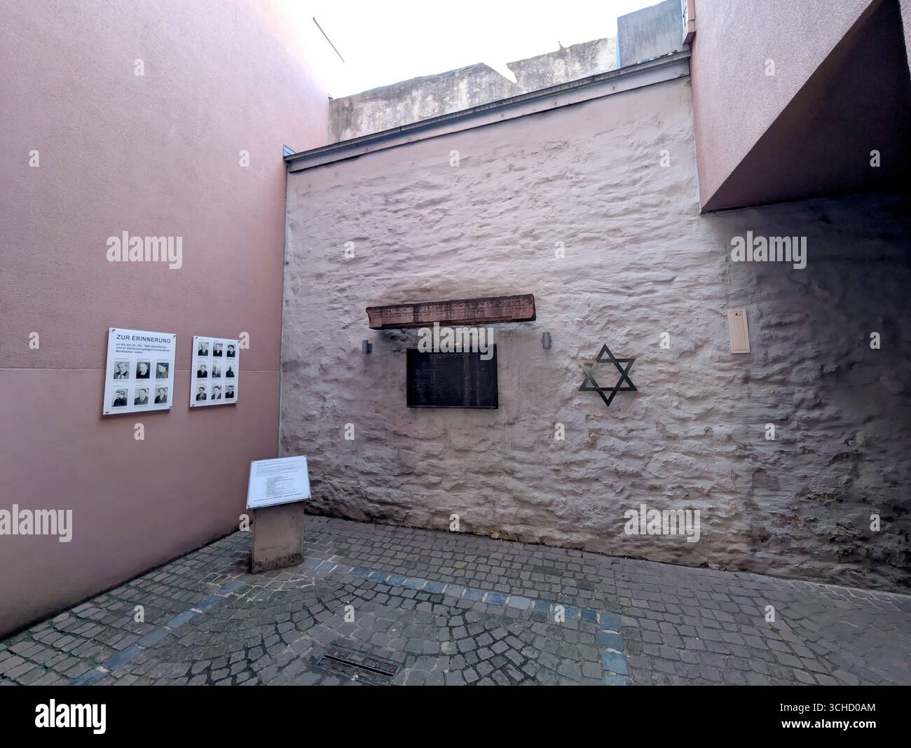Die Überreste der Wertheimer Synagoge. 1799 erbaut, war sie ein zentrales Merkmal der Stadt bis zu ihrer Zerstörung während des NS-Holocaust. Stockfoto