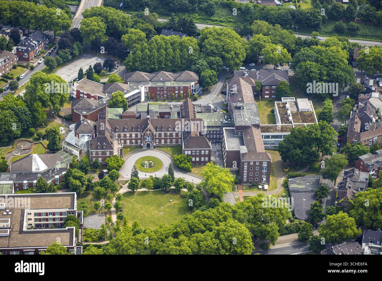 Luftaufnahme, Johanniter Hospital, Sterkrade Mitte, Oberhausen, Ruhrgebiet, Nordrhein-Westfalen, Deutschland, DE, Europa, Gesundheitswesen, Krankenhaus, Klinik, c Stockfoto