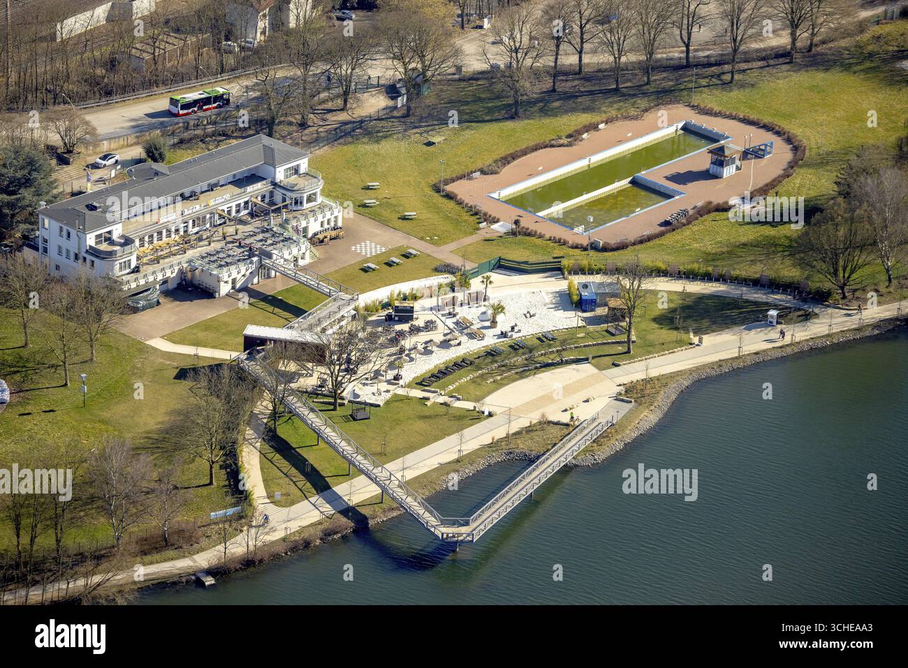 Blick aus der Vogelperspektive, Strandhaus Salitos Beach Hengsteysee Beach Club am Südufer von Hengstey, Freibad, Herdecke, Ruhrgebiet, Nordrhein-Westpha Stockfoto