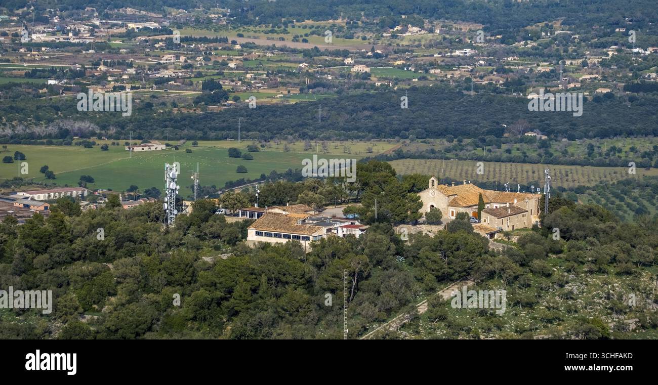 Blick Aus Der Vogelperspektive Berg Puig D Inca Kirche Ermita Santa blick-aus-der-vogelperspektive-berg-puig-d-inca-kirche-ermita-santa