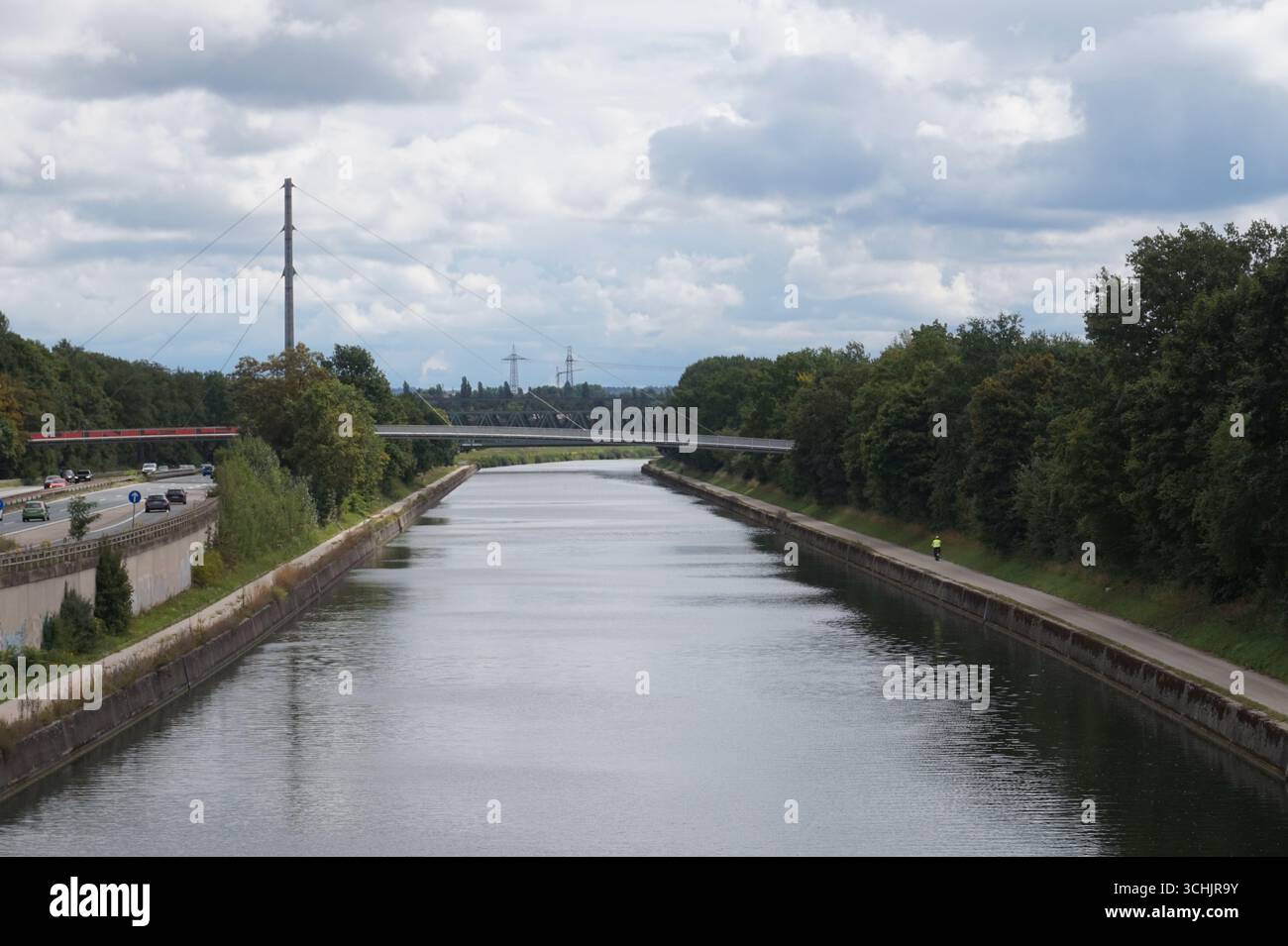 Blick auf den Kanal von der Brücke Stockfoto