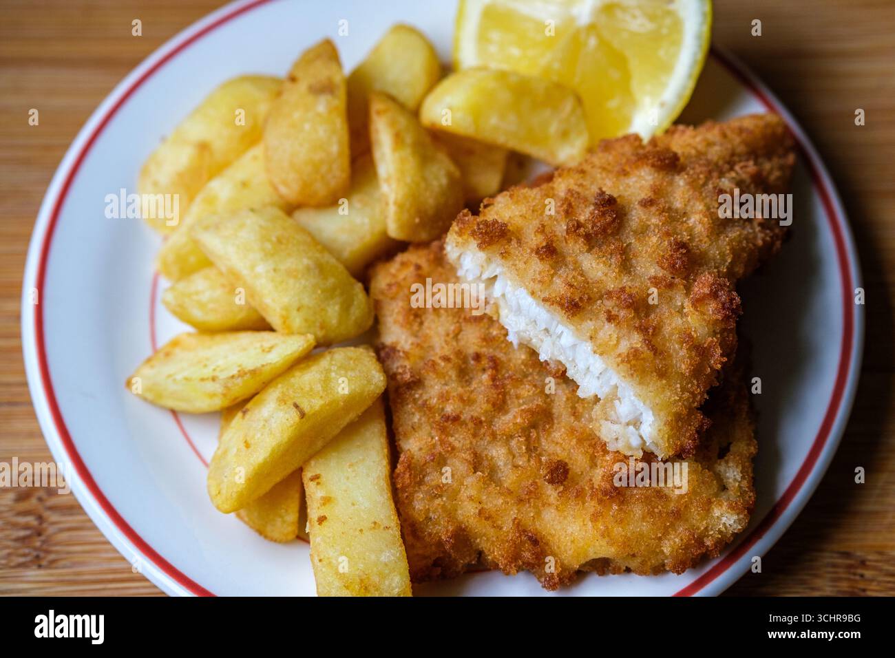 London UK, 03. September 2025, Classic Fish and Chips Meal British Favorite with No People Stockfoto