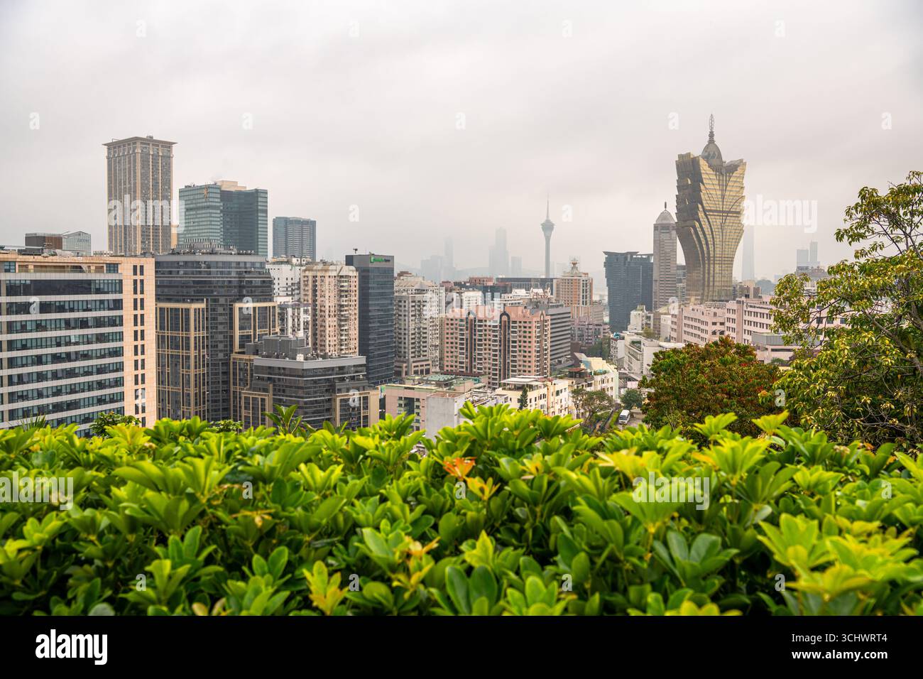 Blick auf das Wohnviertel von Macau von der Guia Kapelle und dem Leuchtturm, Macao. Stockfoto