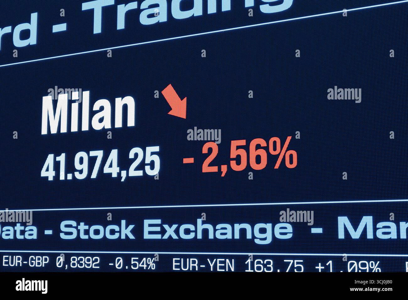 Mailänder Aktienindex geht zurück. Mailänder Aktienindex geht zurück. Sinkende italienische Aktienkurse, Marktrückgang, Investitionen, Unternehmen, Crash, Verlust, Krise, Börsendaten. 3D-Illustration Stock_market169s_Market_Data_milan_Down Stockfoto
