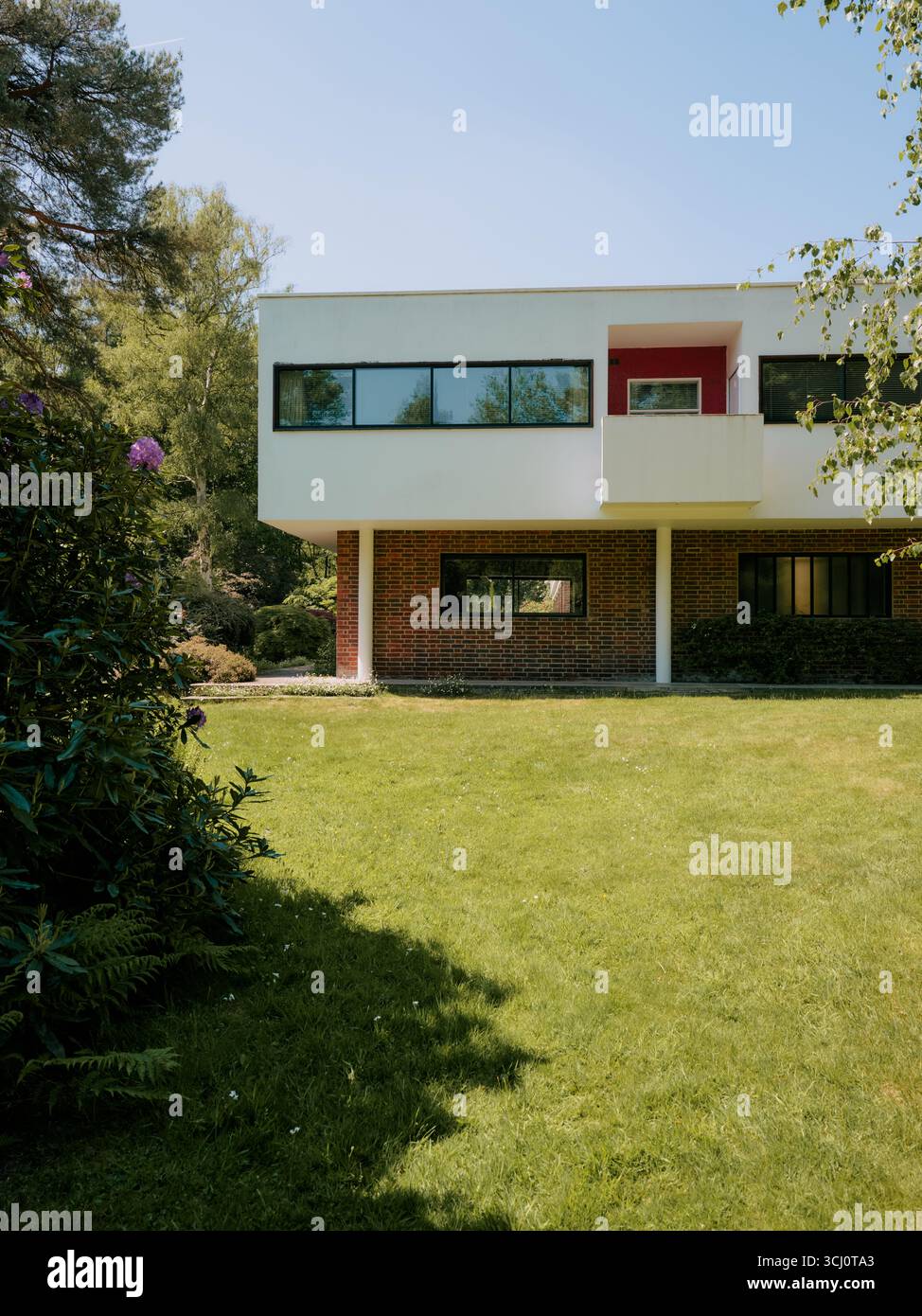 Das moderne Architekturhaus Homewood in Esher, Surrey, England, Großbritannien. Entworfen vom Architekten Patrick Gwynne Stockfoto