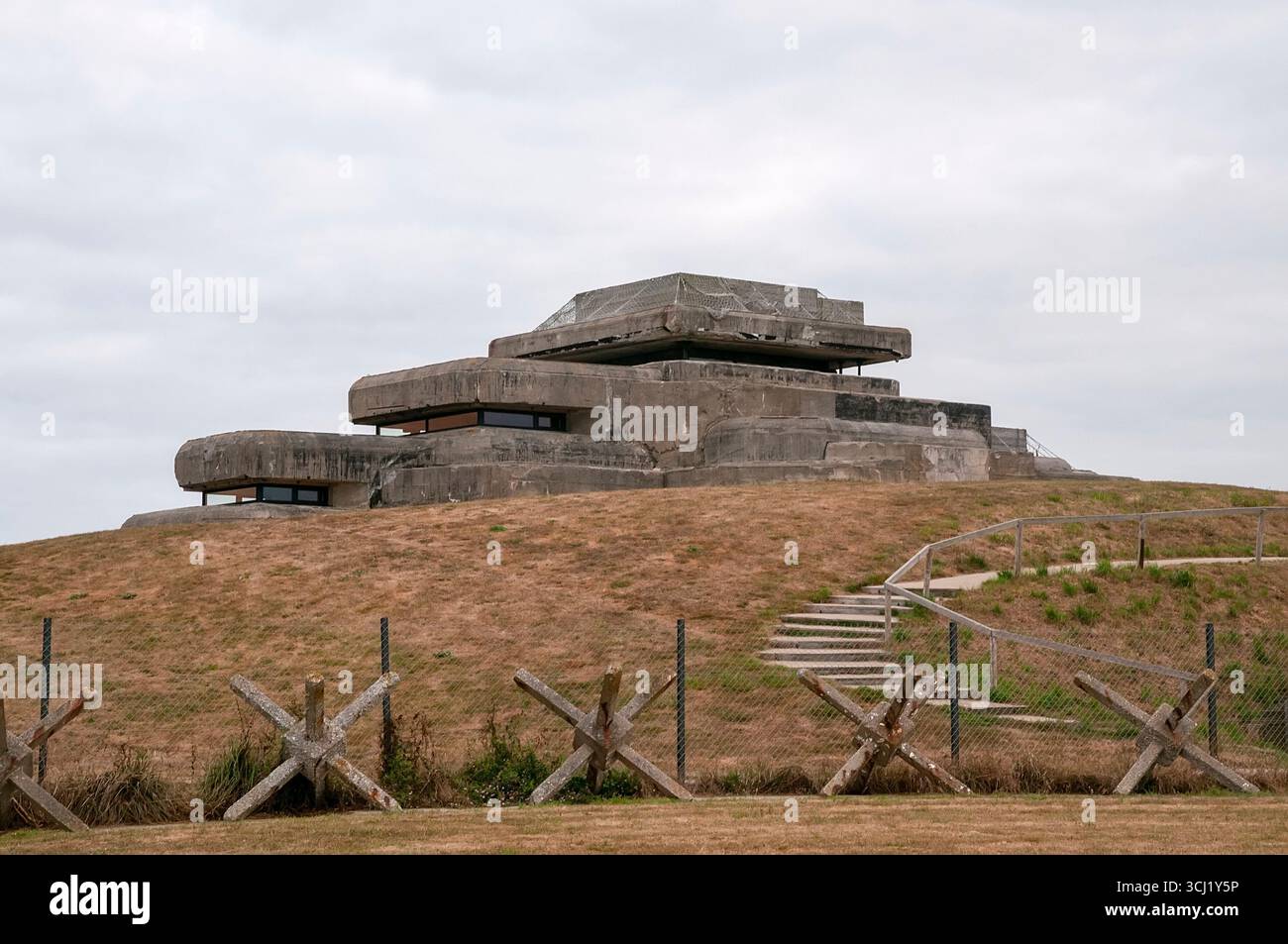 Museum des Zweiten Weltkriegs (Musee Memoires 39-45) in einem deutschen Blockhaus, Pointe de Saint-Mathieu, Plougonvelin, Finistere (29), Bretagne, Frankreich Stockfoto
